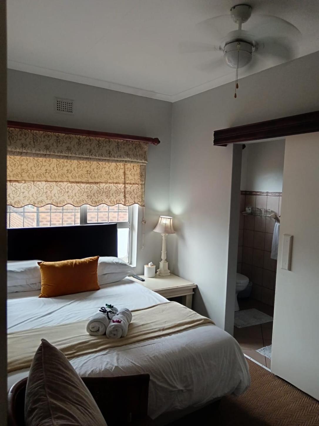 Hillton Manor Guest House Richards Bay Esterno foto