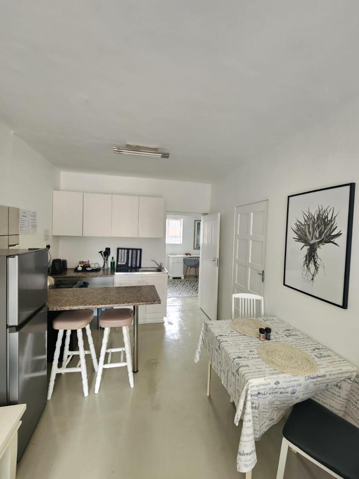 Hillton Manor Guest House Richards Bay Esterno foto