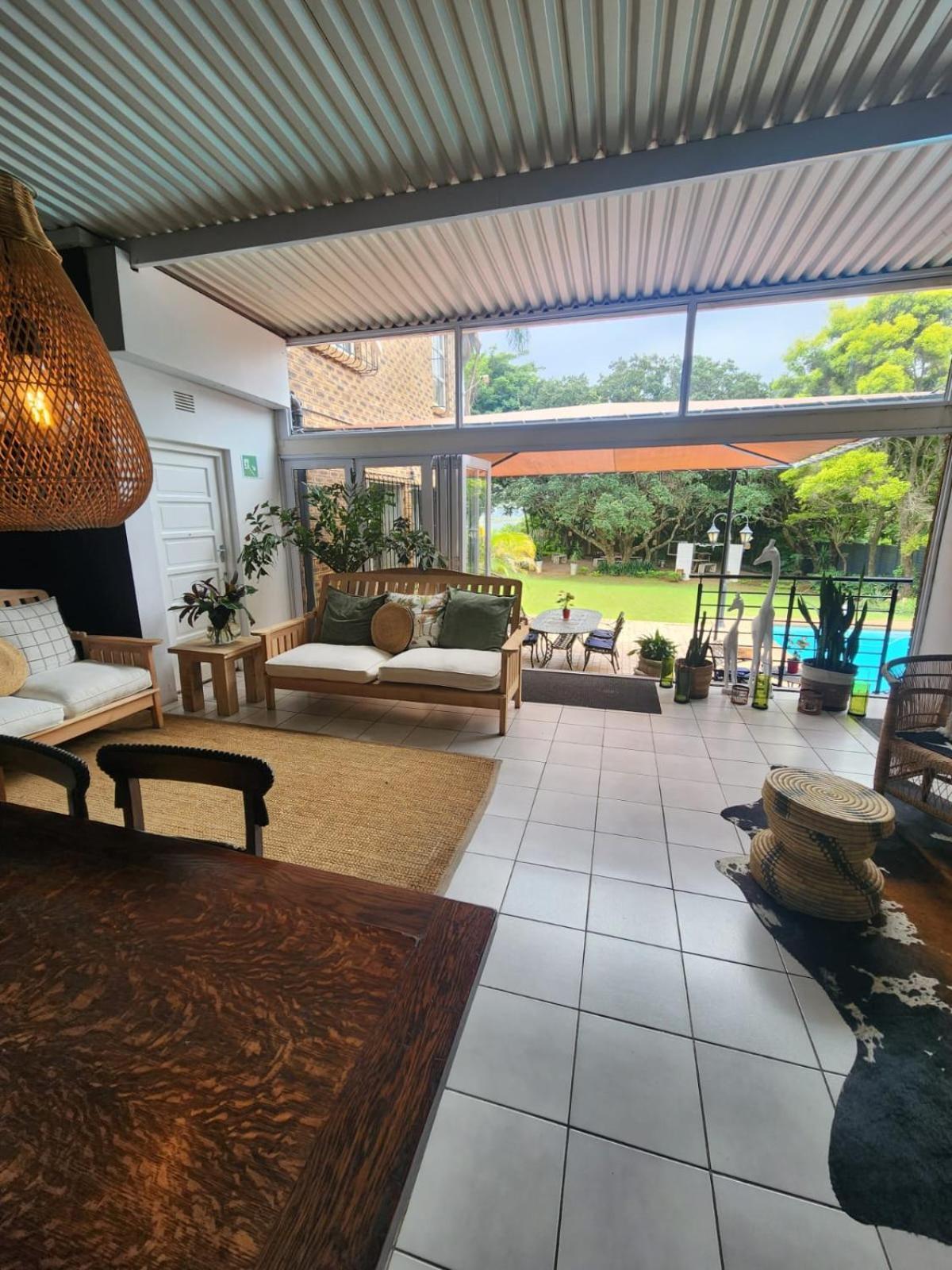 Hillton Manor Guest House Richards Bay Esterno foto