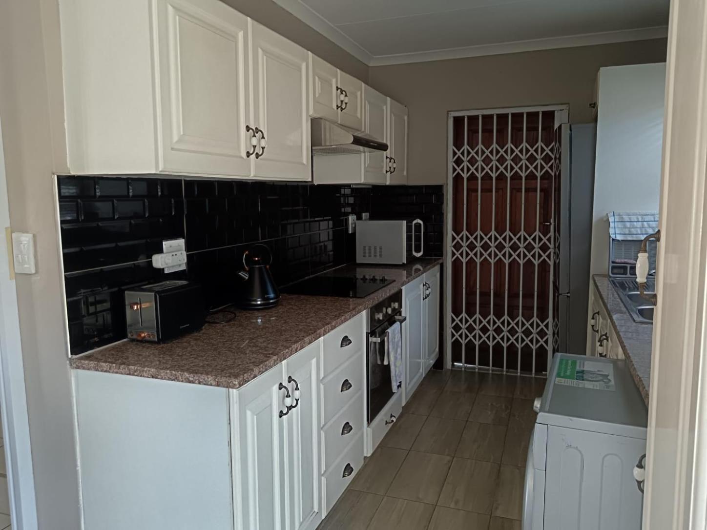 Hillton Manor Guest House Richards Bay Esterno foto